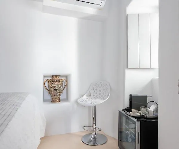 Aníko Chora * Mykonos Town