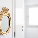 Aniko Chora *